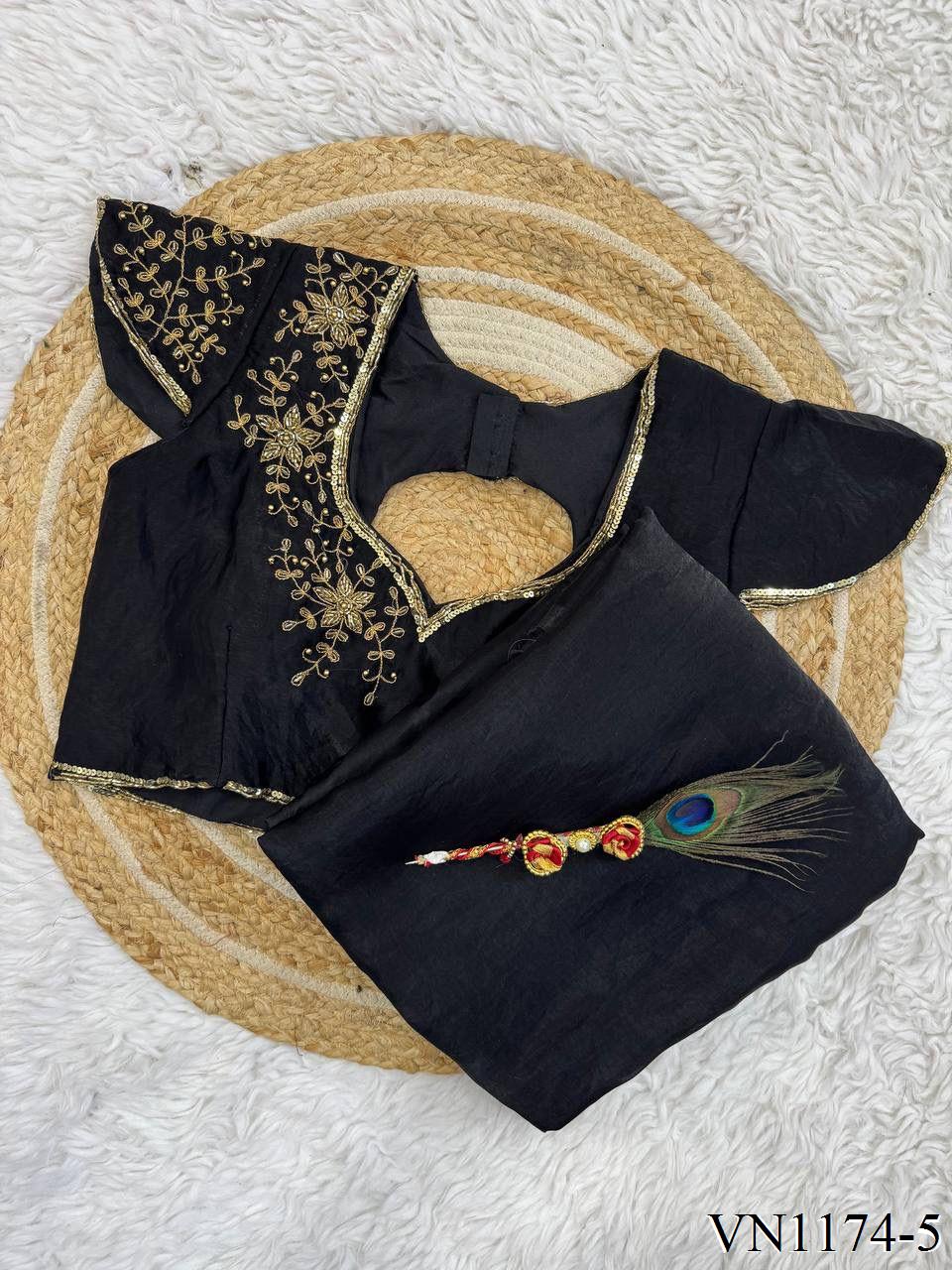 Primium Space with Hand Embroidery work the saree