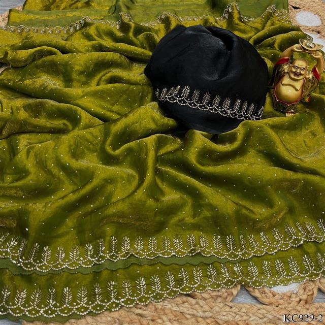 Space silk with Heavy Jarkhan Daimond work the saree
