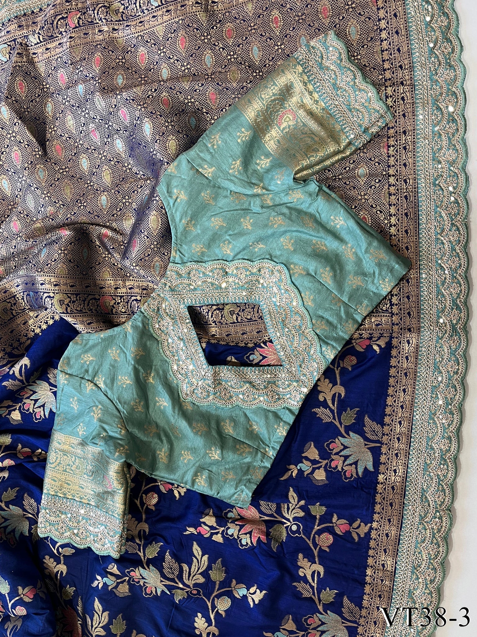 Pure Banarasi with Heavy Weaving Flower design WORK the saree