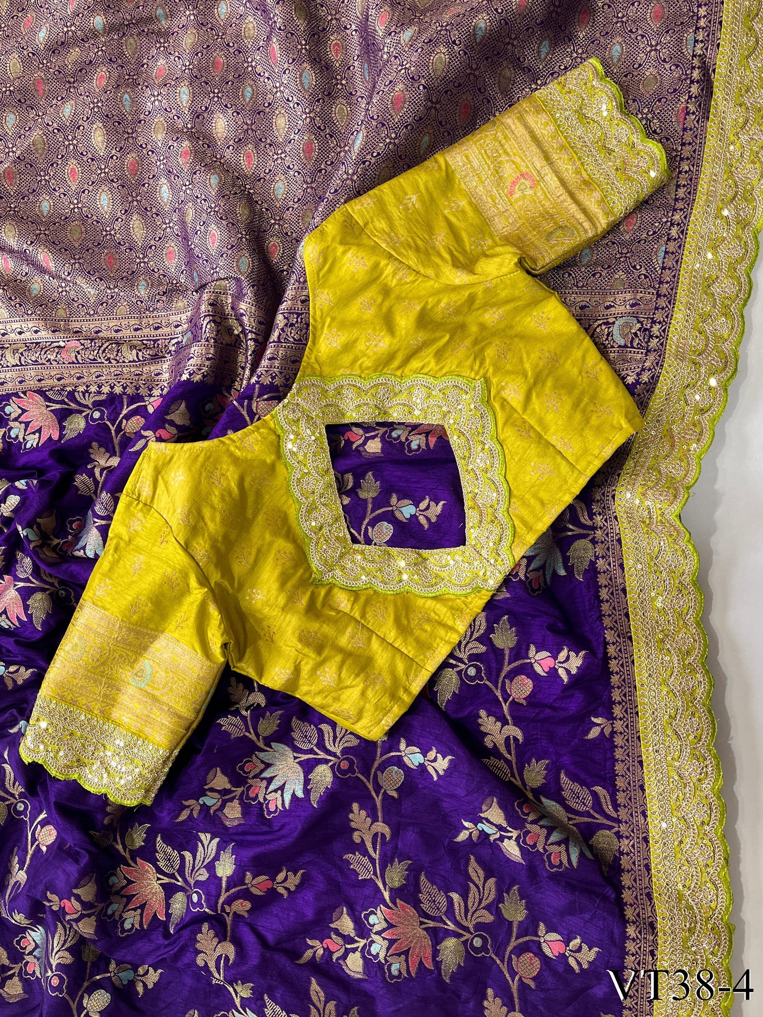 Pure Banarasi with Heavy Weaving Flower design WORK the saree