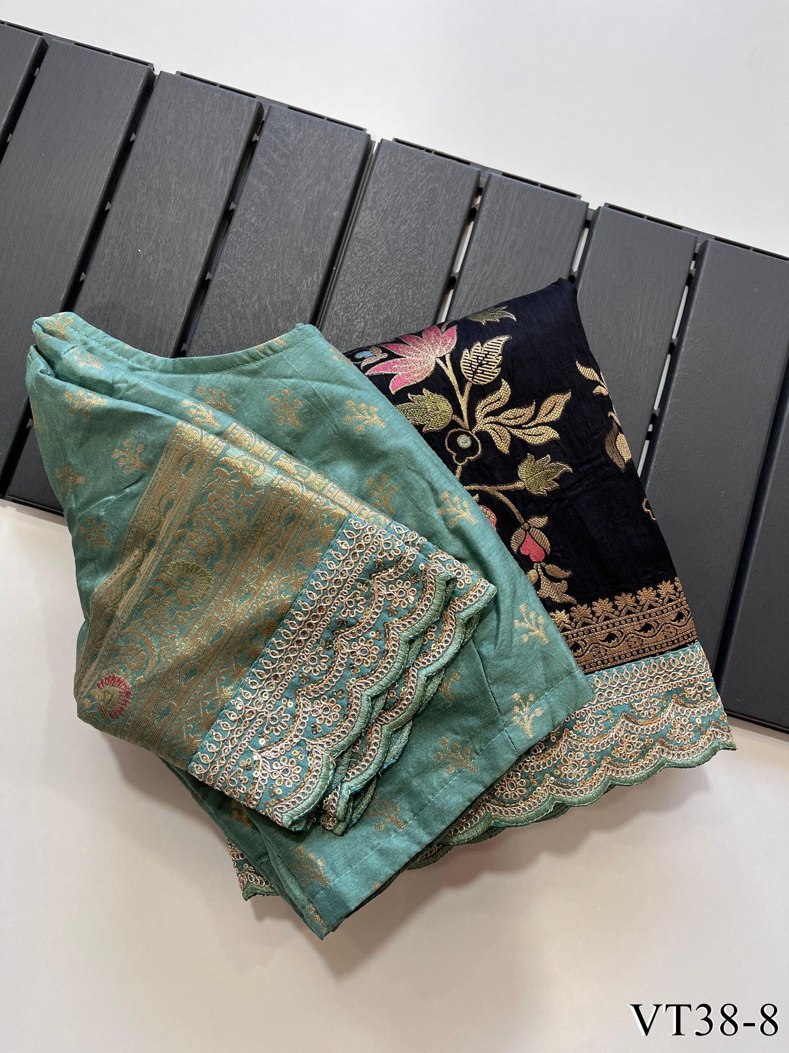 Pure Banarasi with Heavy Weaving Flower design WORK the saree