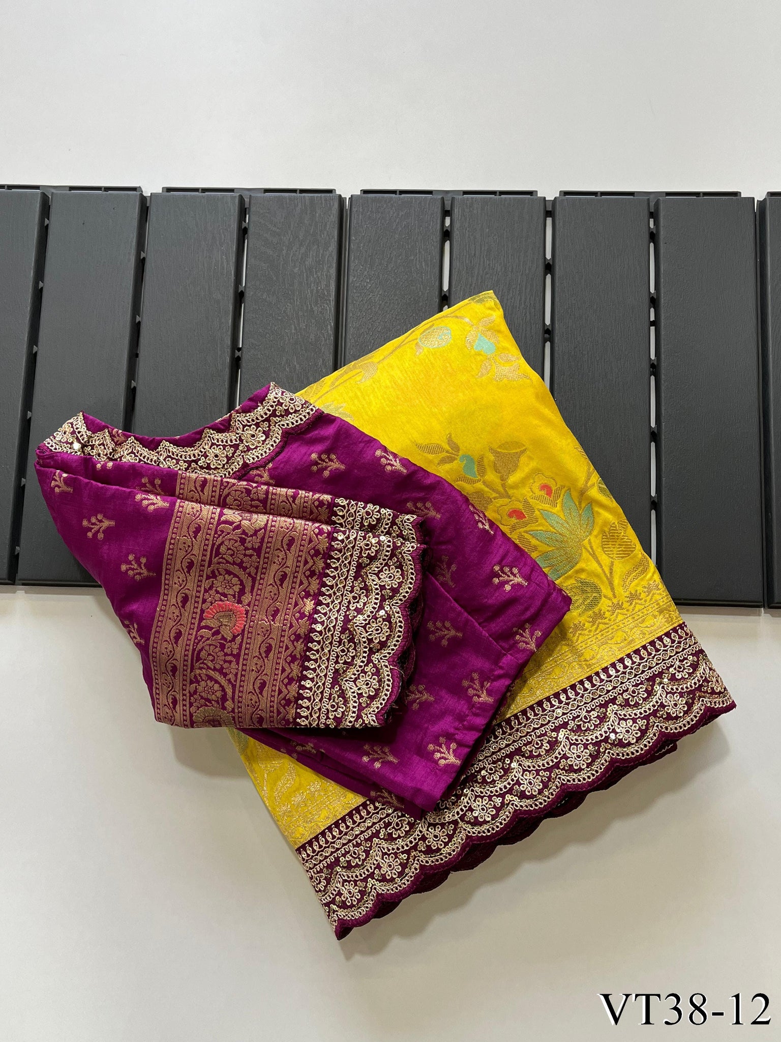 Pure Banarasi with Heavy Weaving Flower design WORK the saree