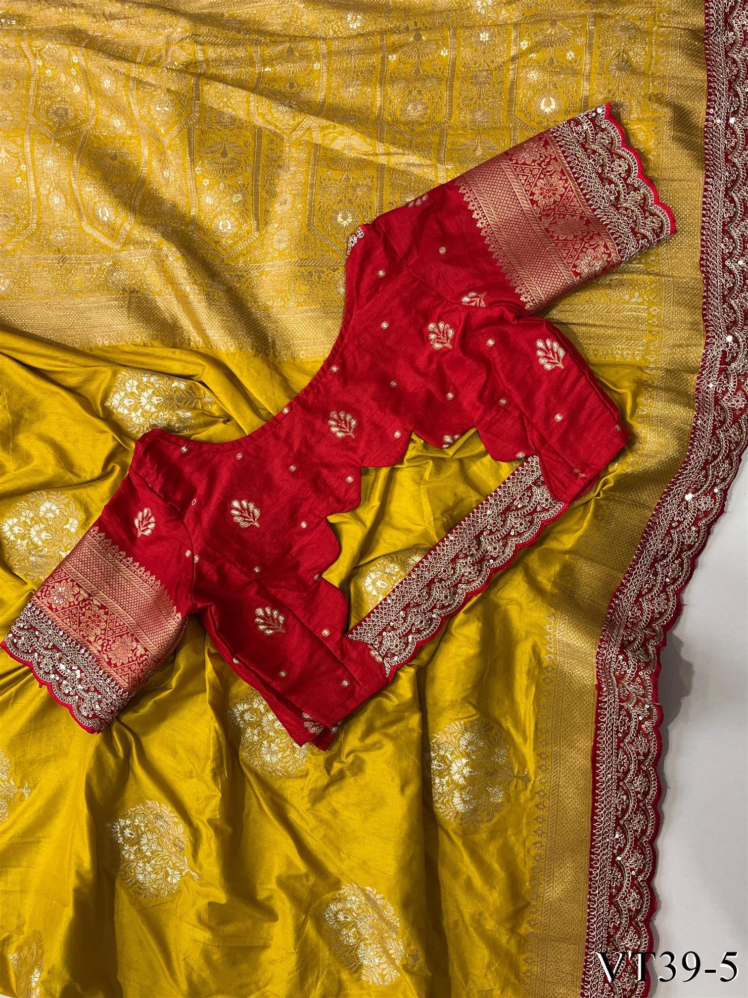 Pure Banarasi Saree With Weaving flower Work Blouse