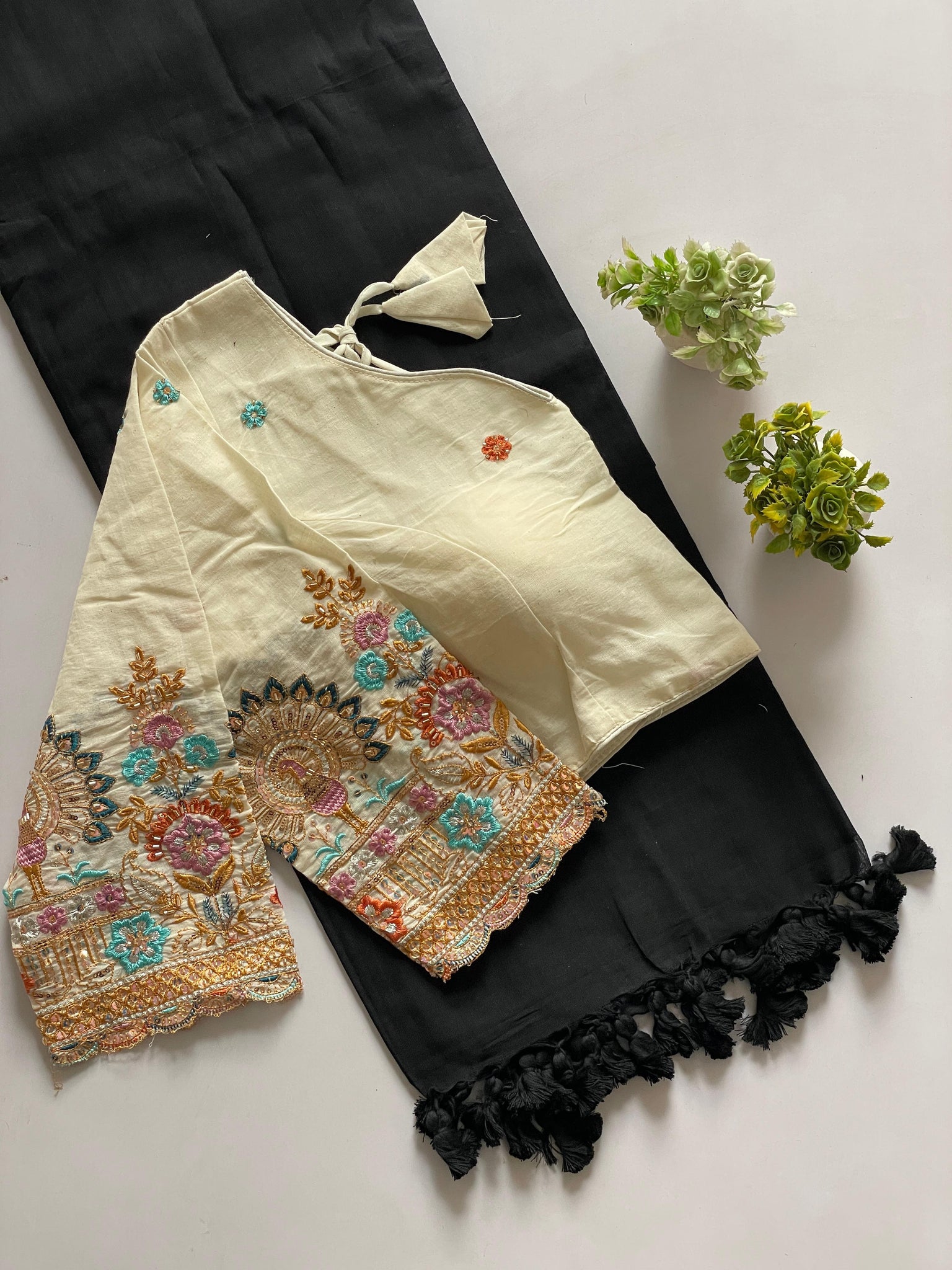Handloom Pure Cotton Saree With Pom Pom Attached Border With Designer Stitched Blouse