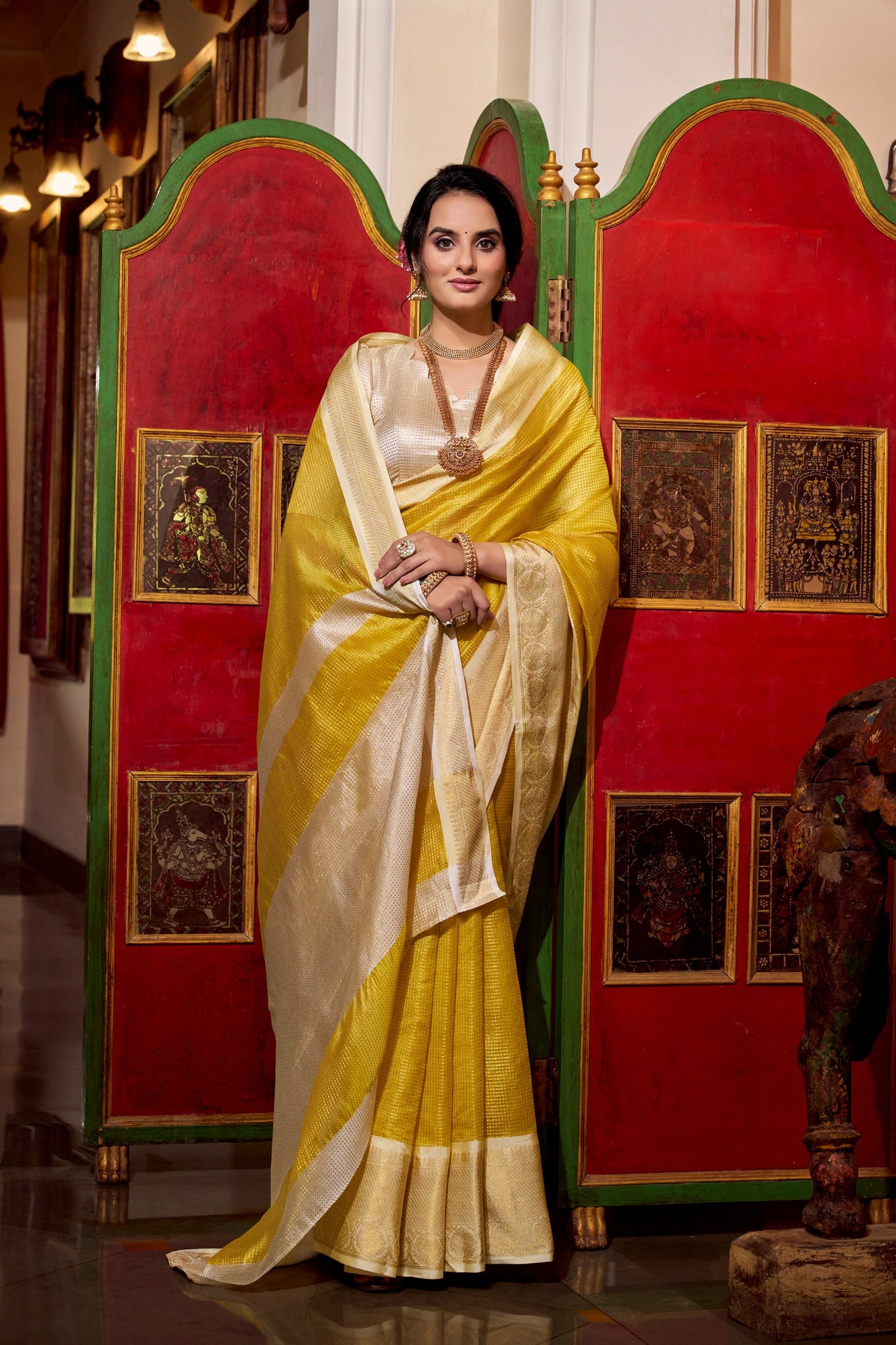 Luxurious Deep Jacquard Chex Saree with Zari Weaving Work