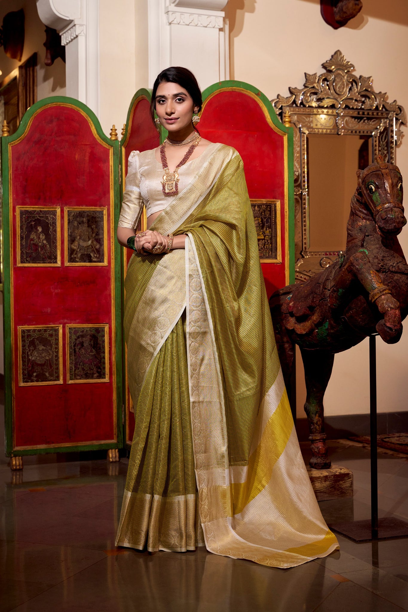 Luxurious Deep Jacquard Chex Saree with Zari Weaving Work